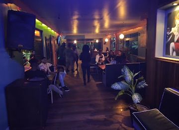 belize/belize-city/queen-s-square/nightclub/thirsty-thursday