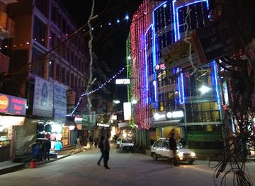 nepal/kathmandu/swayambhunath/nightclub/ibyza-lounge-disco