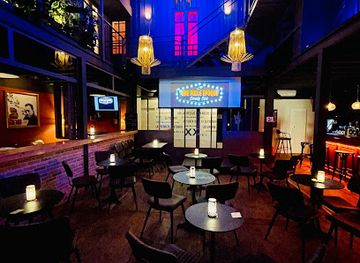 france/la-rochelle/saint-nicolas/nightclub/une-folle-epoque