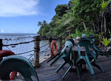 Tisa's Barefoot Bar