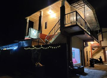 indonesia/east-nusa-tenggara/nightclub/esperanza-karaoke