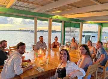 belize/placencia/nightclub/placencia-yacht-club