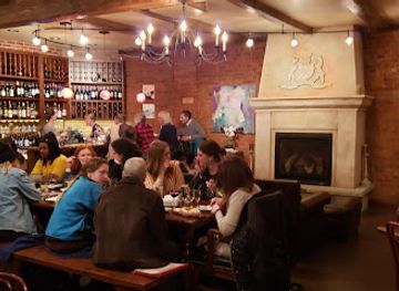 colorado/colorado-springs/old-colorado-city/nightclub/upstairs-wine-bar