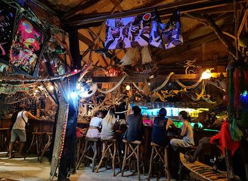 thailand/similan-islands/nightclub/fat-shark-bar