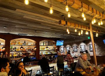 california/campbell/nightclub/katie-bloom-s