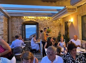 greece/monemvasia/nightclub/chrisovoulo-cafe-restaurant-bar