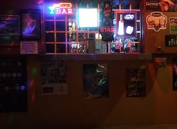 trinidad-and-tobago/argyle-waterfall/nightclub/mike-s-off-shore-bar