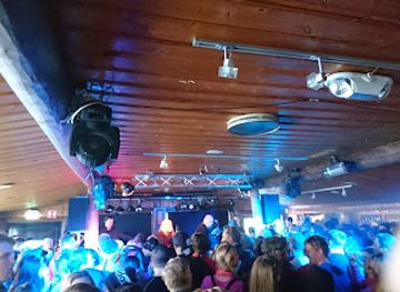 sweden/salen/nightclub/tandadalens-wardshus