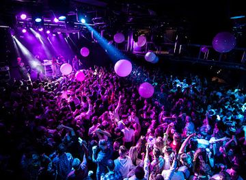 spain/madrid/malasana/nightclub/ochoymedio