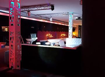 Crystal Club