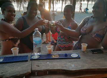 dominica/mero-beach/nightclub/bar-la-plage