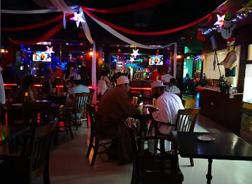 oman/ras-al-jinz/nightclub/rock-bottom-cafe-muscat