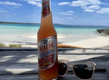 Seaside Club Bar & Lounge