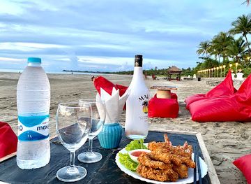 myanmar-burma/ngwe-saung-beach/nightclub/seahorse-beach-bar-ngwe-saung-beach