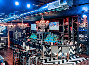 texas/el-paso/kern-place/nightclub/champagne-villain