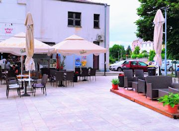 slovenia/postojna-cave/nightclub/moto-gp-bar