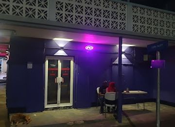 ILLUSIONZ BAR AND LOUNGE
