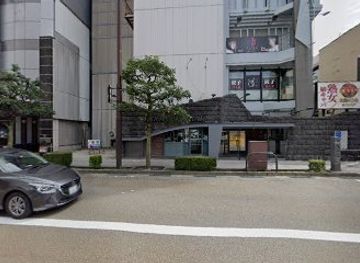 japan/kanazawa/higashiyama/nightclub/tricky