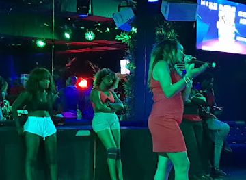 Mixx Night Club