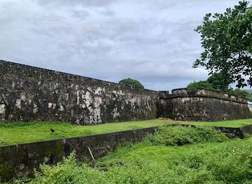 indonesia/banda-islands/nightclub/fort-nassau-banda-islands