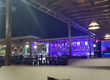 Elevate Lounge