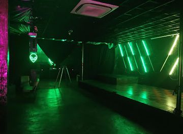 indonesia/bali/seminyak/nightclub/the-warehouse