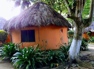 ghana/busua/nightclub/alaska-beach-club