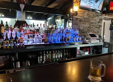 wyoming/green-river/nightclub/red-feather-bar-and-liquor-store