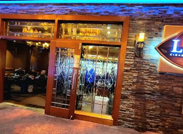 washington/mount-baker-snoqualmie-national-forest/nightclub/lit-cigar-lounge