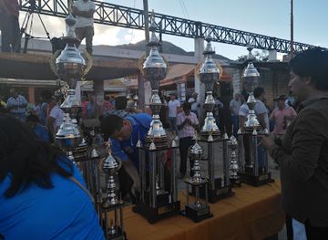 peru/huanuco/nightclub/club-central