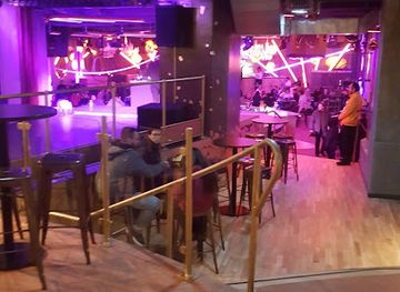 france/chamonix/nightclub/club-1969-la-folie-douce-hotels-chamonix