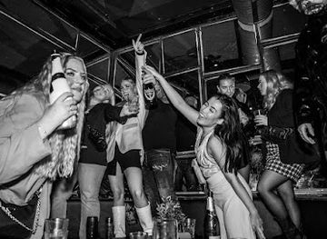 norway/svalbard/nightclub/nox-sollihagen