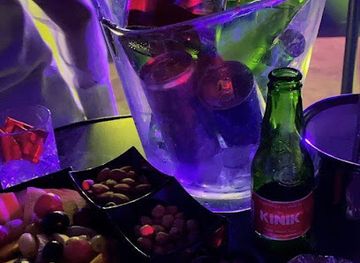 cameroon/douala/bonapriso/nightclub/the-world-lounge