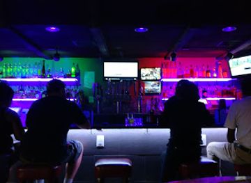 california/union-city/nightclub/pepper-tree-lounge