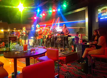 Darlin' Darlin' Music Lounge