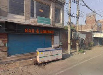 india/amritsar/golden-temple-complex/nightclub/the-hideout-bar-lounge