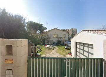 france/marseille-calanques/nightclub/ginanik