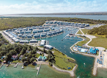 canada/gulf-islands-national-park-reserve/nightclub/friday-harbour-resort