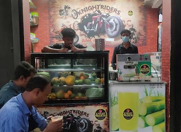 bangladesh/chittagong-hill-tracts/nightclub/knightriders-juice-coffee-bar