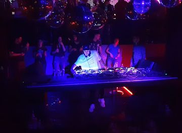 bulgaria/rila-mountains/nightclub/yalta