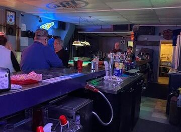 iowa/ottumwa/nightclub/red-s-pub