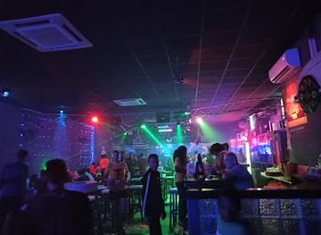 TAXI BE NIGHT CLUB