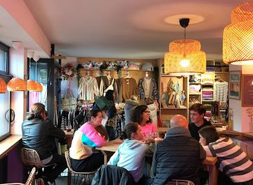 france/côte-de-granit-rose/nightclub/perroz-sea-side-bar-concept-store