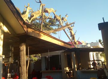 Mikumi Lounge
