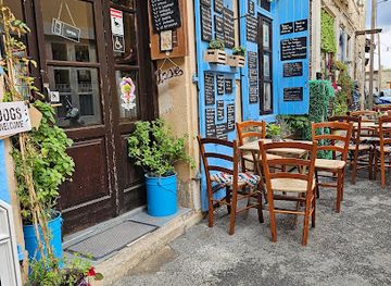 cyprus/pano-lefkara-village/nightclub/to-kafeneio-tis-pareas