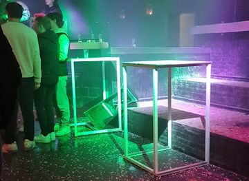 Decadance