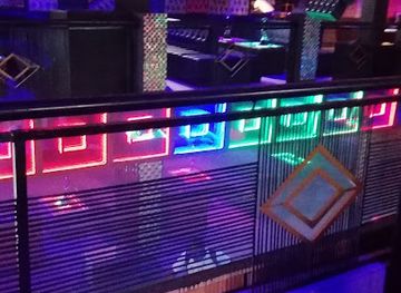 PARADIS NIGHT CLUB