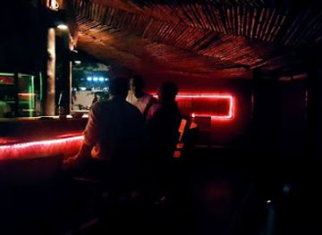 burundi/ruvubu-national-park/nightclub/arch-of-the-cicadas