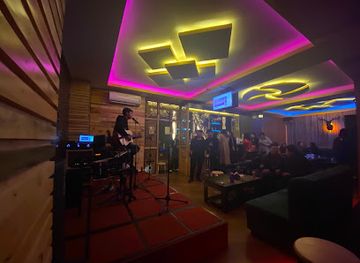 Avenue 28 Club