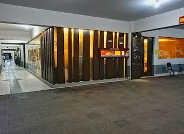 bangladesh/dhaka/dhanmondi/nightclub/fbs-boys-common-room-and-ice-cream-parlour